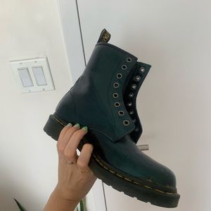 Doc Marten 1460W 8-Eye Iridescent Boots Size 39